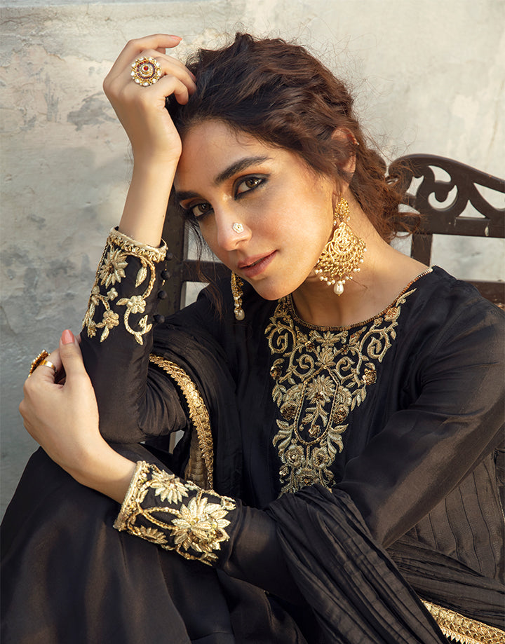 Pakistani Black Zardozi Embroidered Korean Raw Silk Pishwas (3-Piece) - Image 5