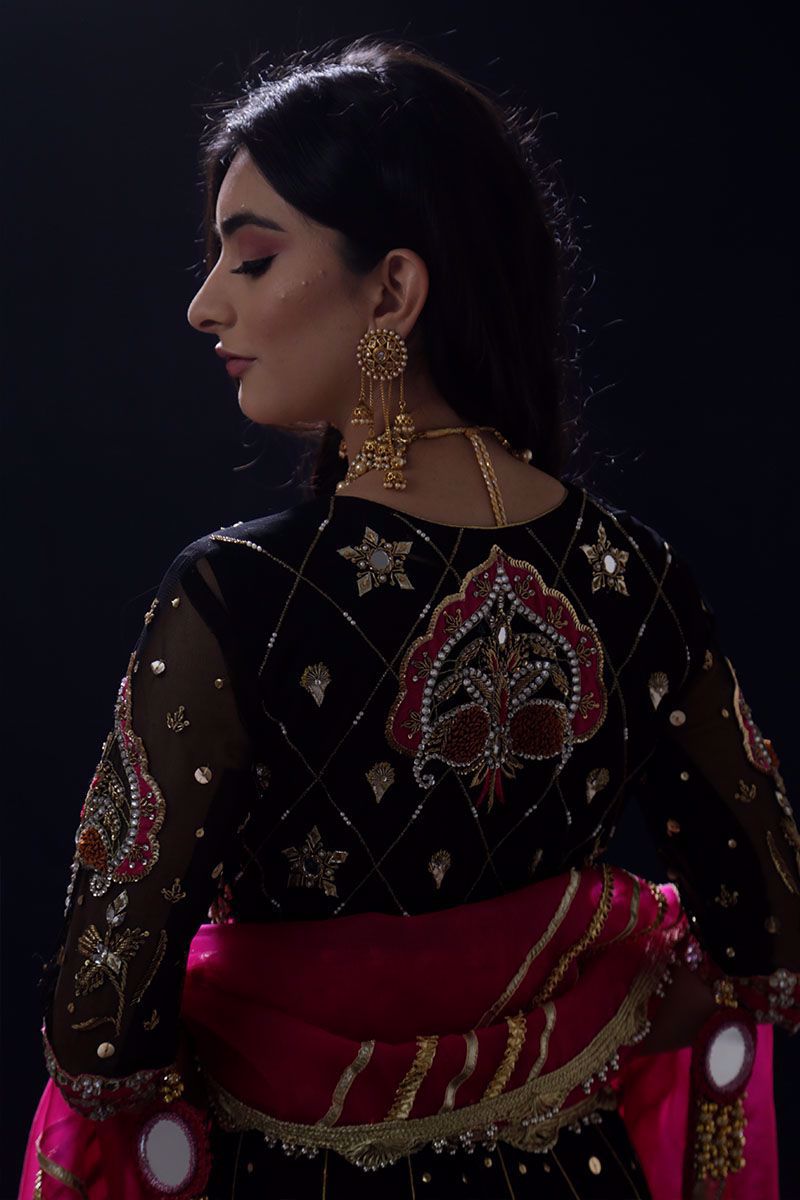 Pakistani Black Embellished Net Kalidar Pishwas (3-Piece) - Image 6