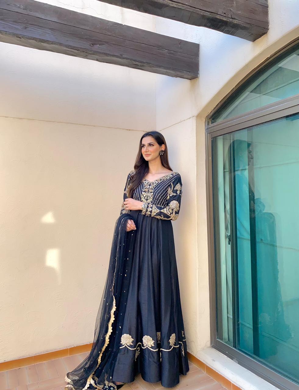 Black Dabka Dori Embroidered Raw Silk Pishwas (2-Piece) - Image 2