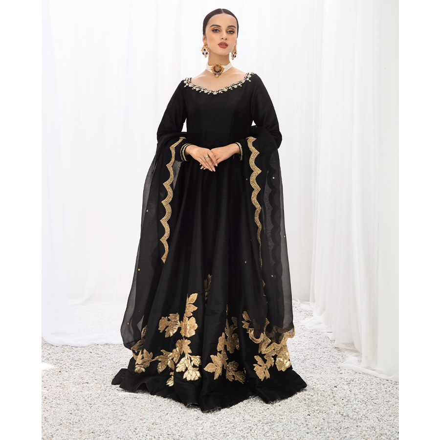 Pakistani Black Embellished Indian Raw Silk Pishwas (2-Piece) - Image 3