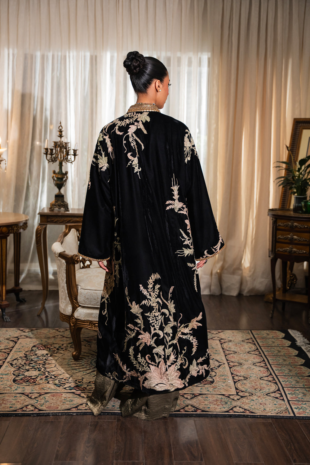 Pakistani Black Embroidered Pure Velvet Silk Jacket Set (3-Piece) - Image 3