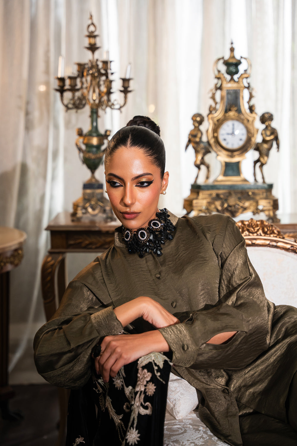 Pakistani Black Embroidered Pure Velvet Silk Jacket Set (3-Piece) - Image 6