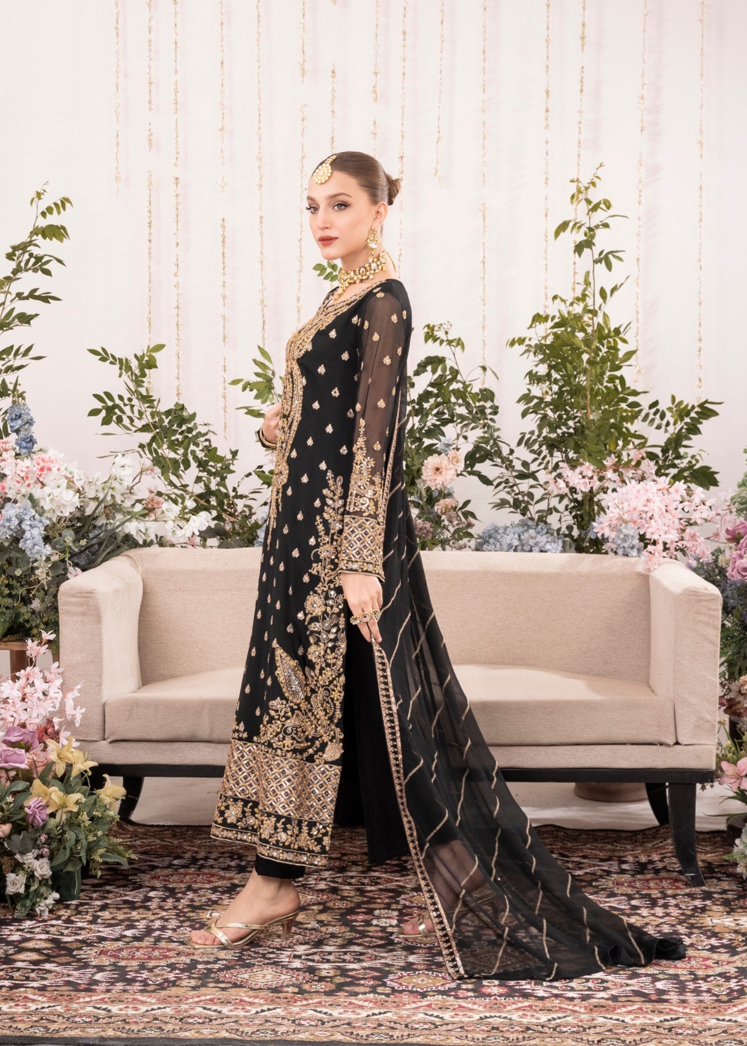 Black Embroidered Chiffon Kurta Set (3-Piece) - Image 2