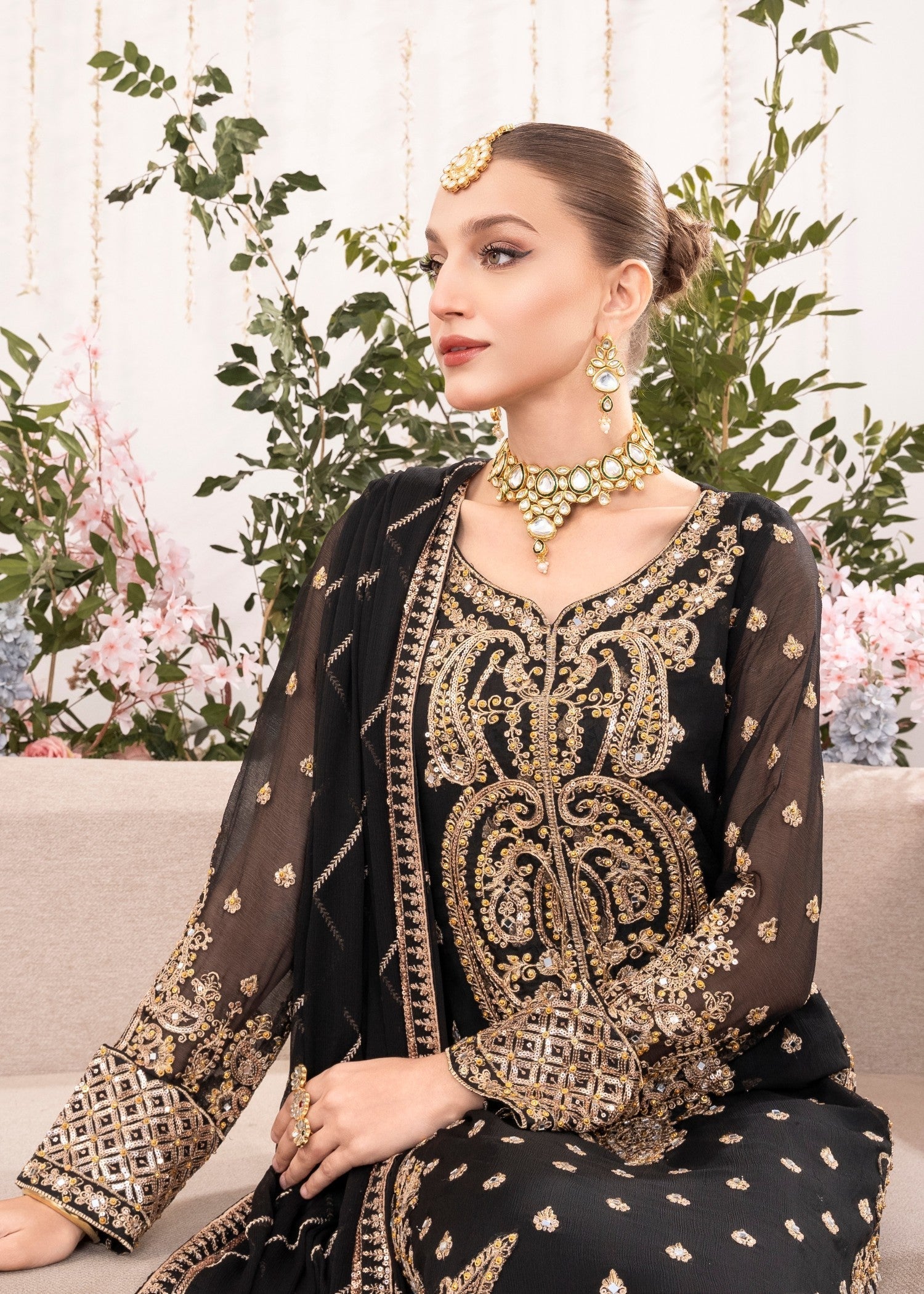 Black Embroidered Chiffon Kurta Set (3-Piece) - Image 6