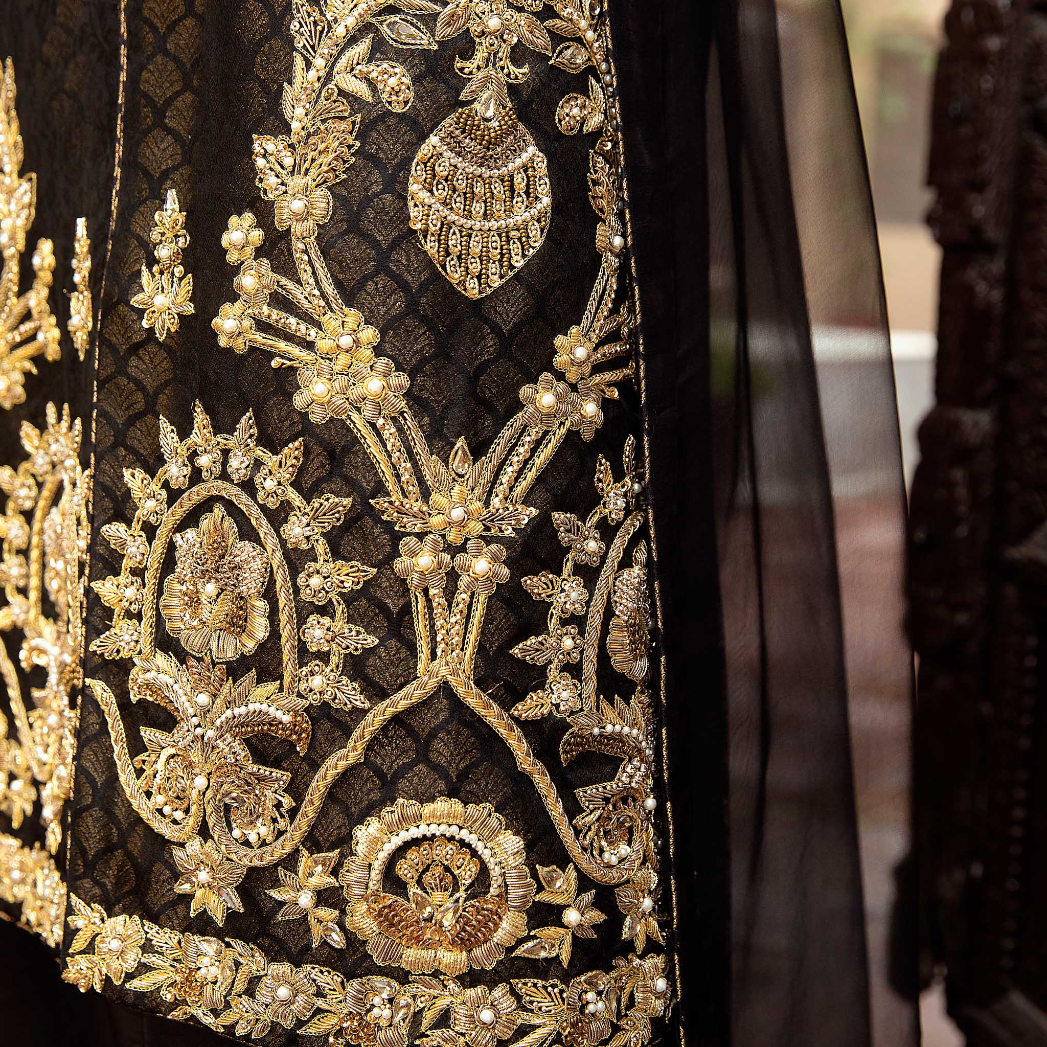 Pakistani Black Zardozi Pure Organza Kimkhaab Shirt Set (3-Piece) - Image 5