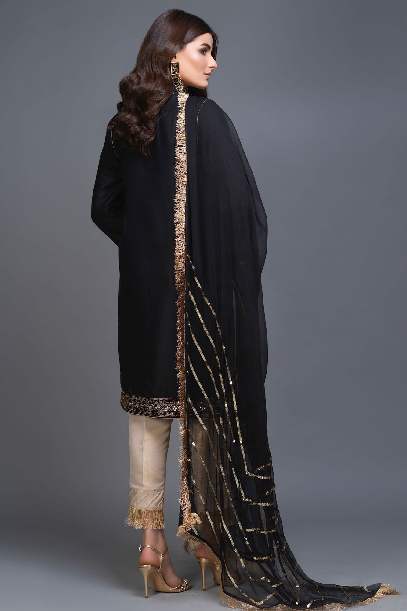 Black Aari & Dabka Embroidered PK Raw Silk Salwar Kameez (3-Piece) - Image 3