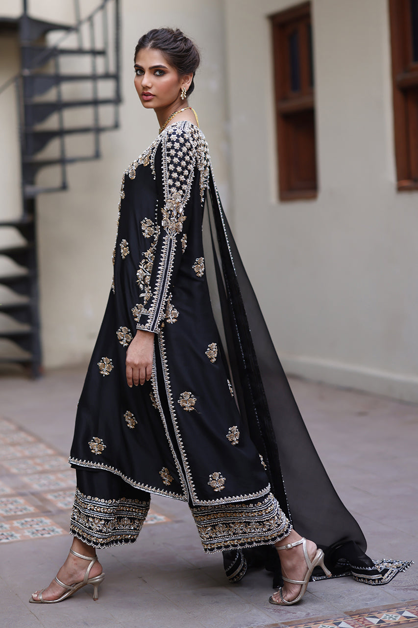 Pakistani Black Zardozi Embroidered Raw Silk Kurta Set (3-Piece) - Image 3