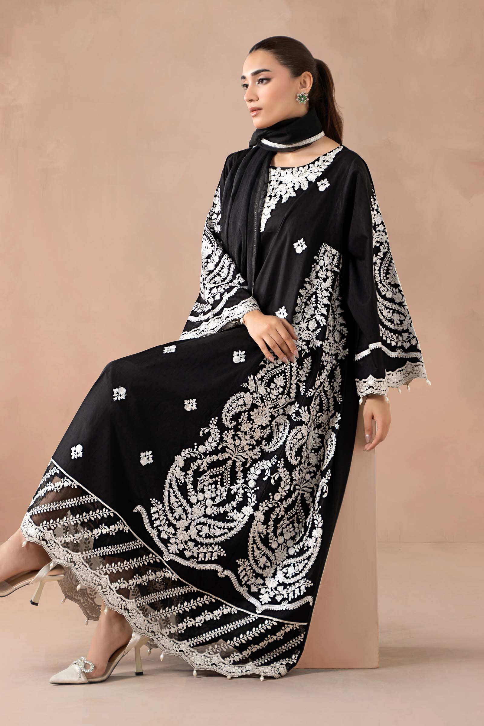 Black Embroidered Self Jacquard Lawn Suit (3-Piece) - Image 7