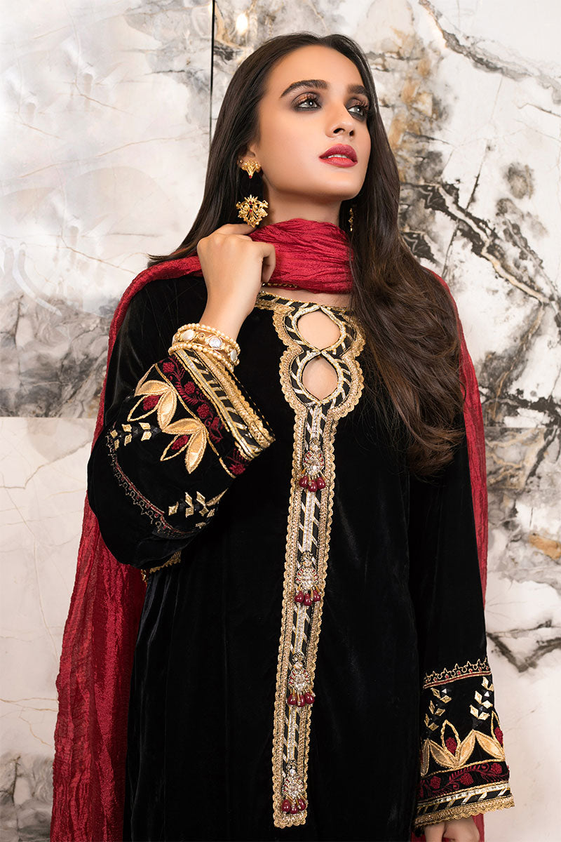 Pakistani Black Embroidered Velvet Salwar Kameez (3-Piece) - Image 3
