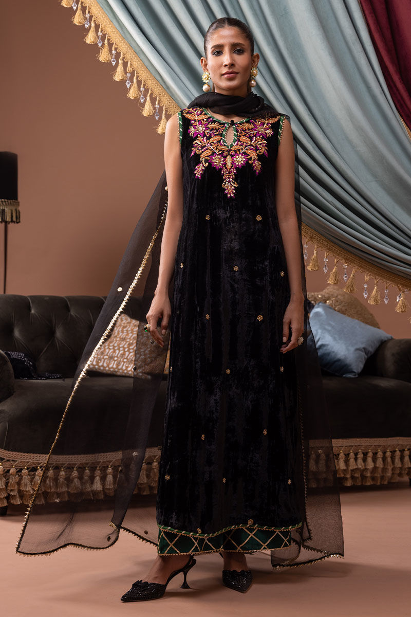 Pakistani Black Handworked Velvet Salwar Kameez (3-Piece) - Image 1