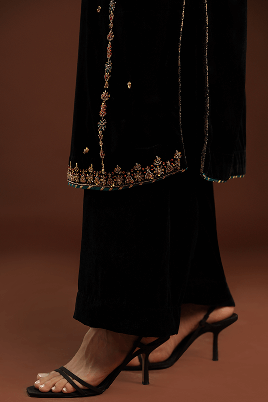 Black Hand-Embroidered Velvet Salwar Kameez (3-Piece) - Image 1