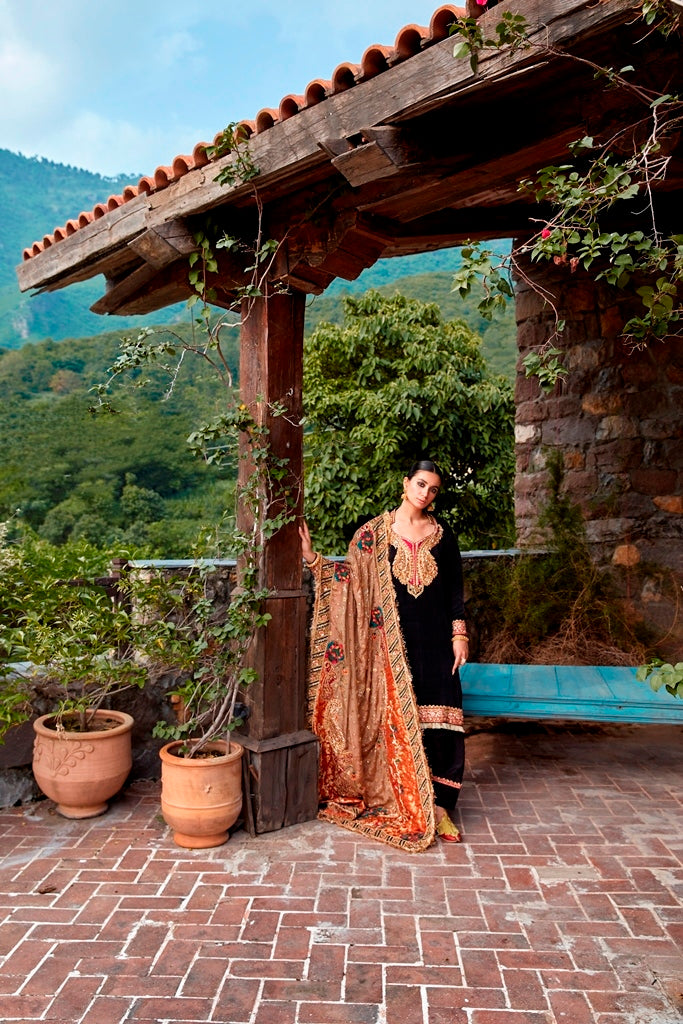 Pakistani Jet Black Embellished Velvet Salwar Kameez (3-Piece) - Image 3