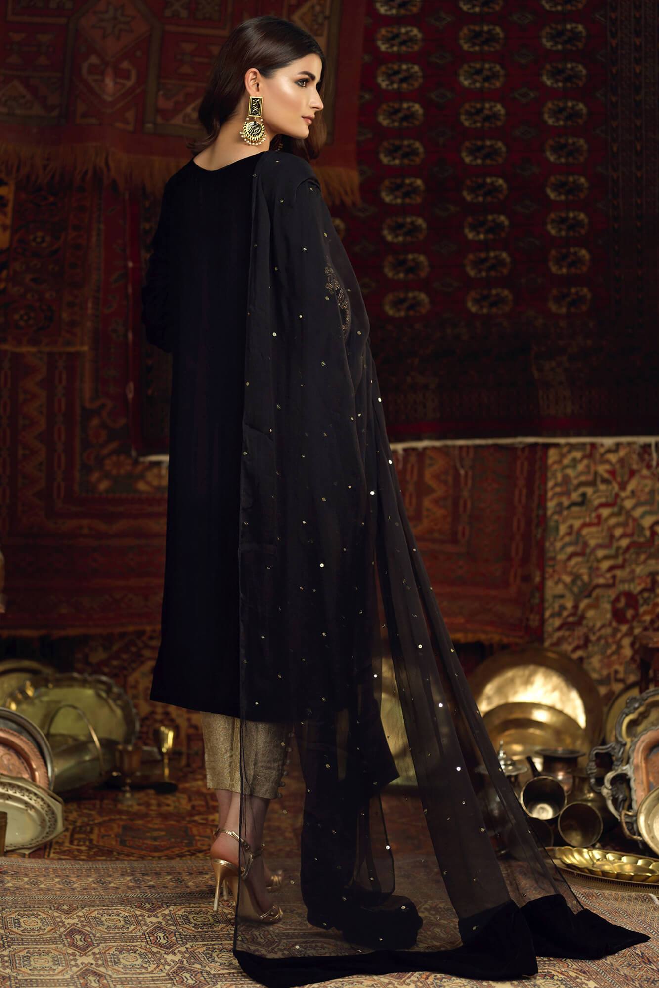 Pakistani Black Kora Dabka Embroidered Velvet Salwar Kameez (3-Piece) - Image 3