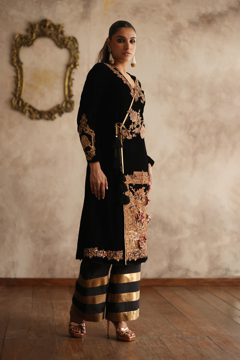 Black Tilla Embroidered Velvet & Silk Kameez (2-Piece) - Image 6