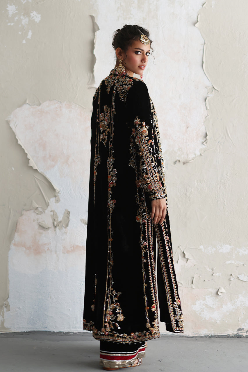 Pakistani Black Zardozi Embroidered Velvet Jacket Set (3-Piece) - Image 3