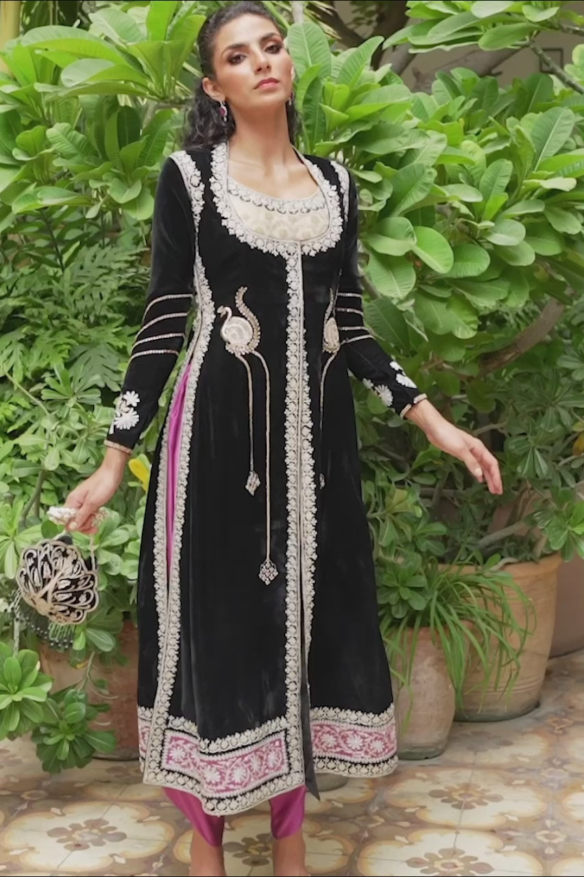 Pakistani Black Zardozi Velvet Front-Open Jacket (2-Piece) - Image 4