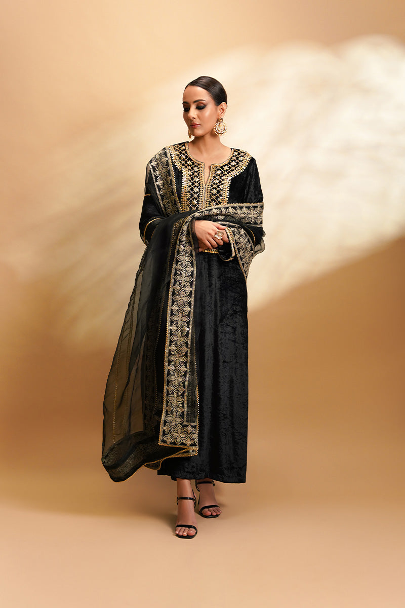 Black Gota Zardozi Velvet Organza Salwar Kameez (3-Piece) - Image 1