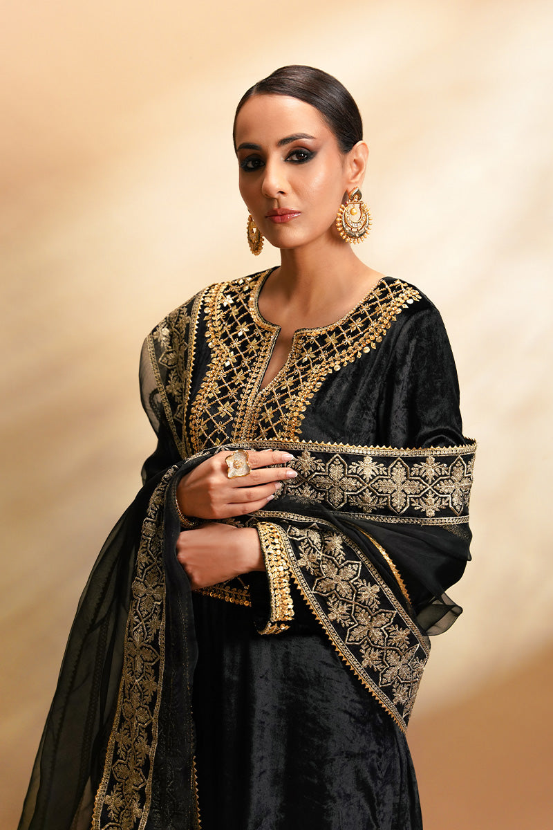 Black Gota Zardozi Velvet Organza Salwar Kameez (3-Piece) - Image 3