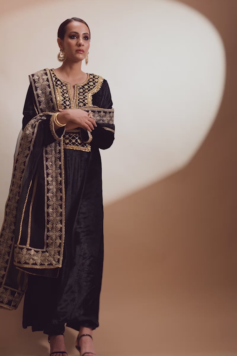 Black Gota Zardozi Velvet Organza Salwar Kameez (3-Piece) - Image 7