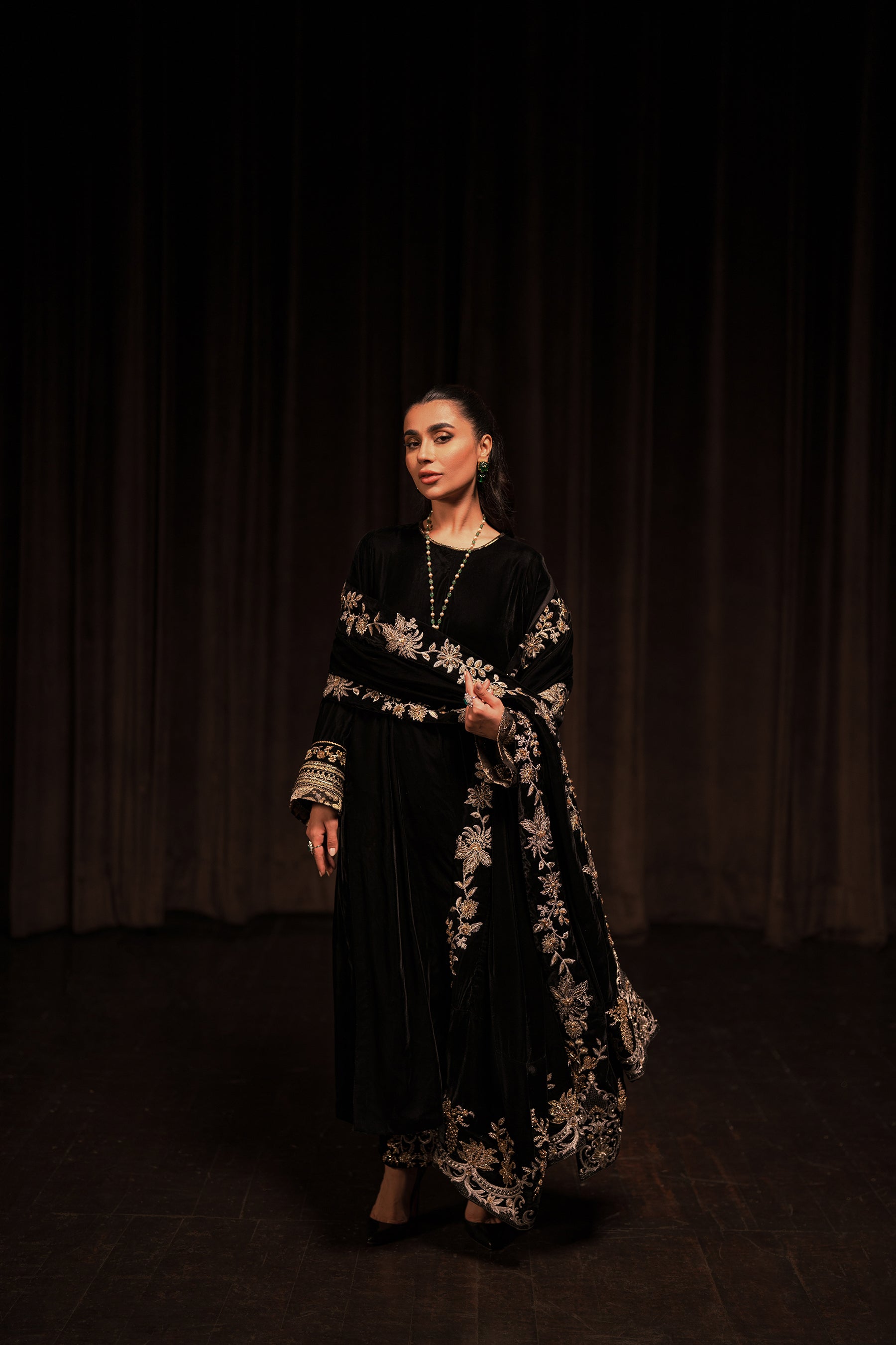 Pakistani Black Zardozi Embroidered Velvet Salwar Kameez (3-Piece) - Image 9