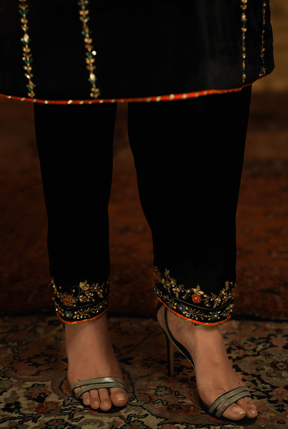 Black Zardozi Velvet Salwar Kameez (3-Piece) - Image 4
