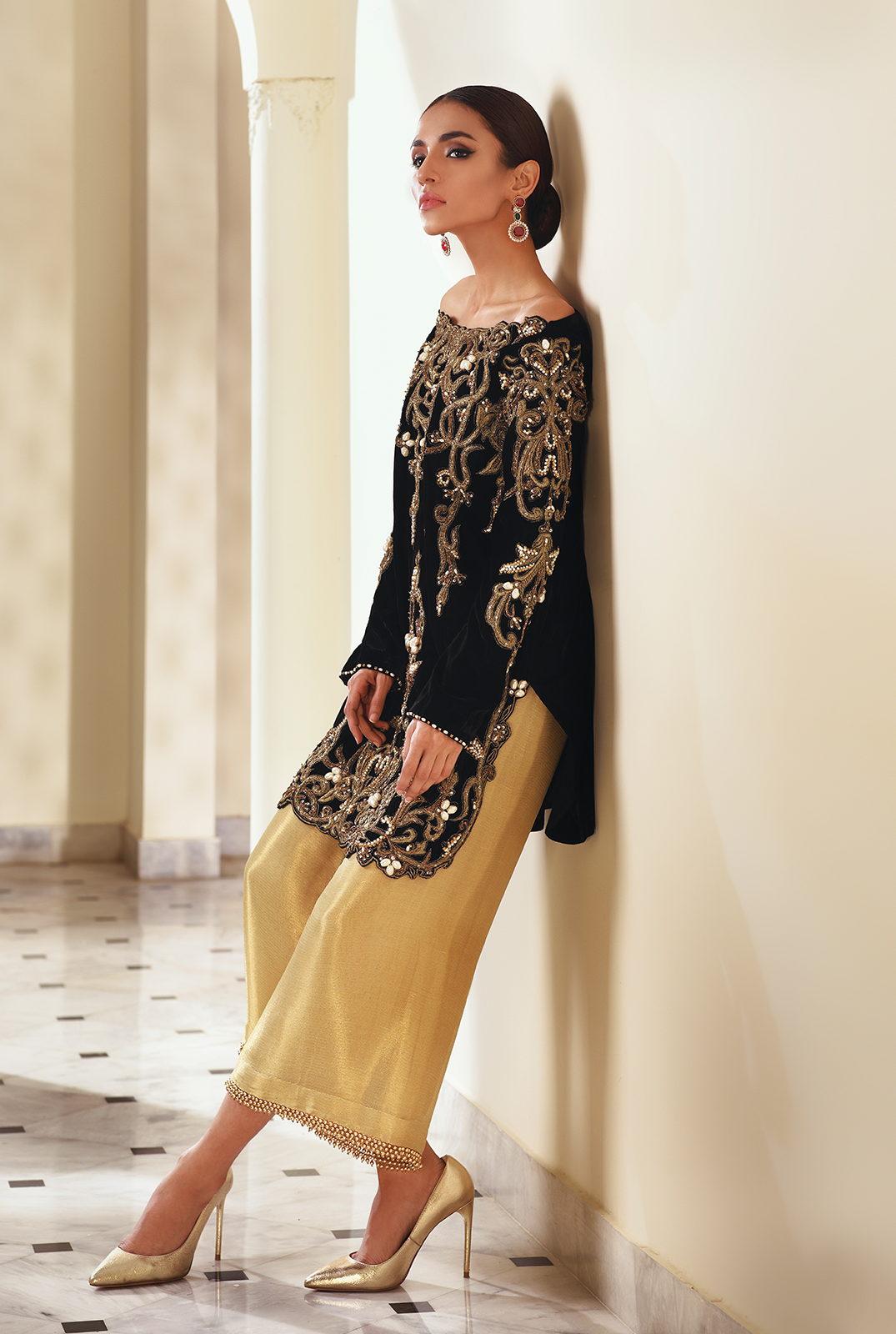Black Zari-Embroidered Velvet Salwar Kameez (3-Piece) - Image 3