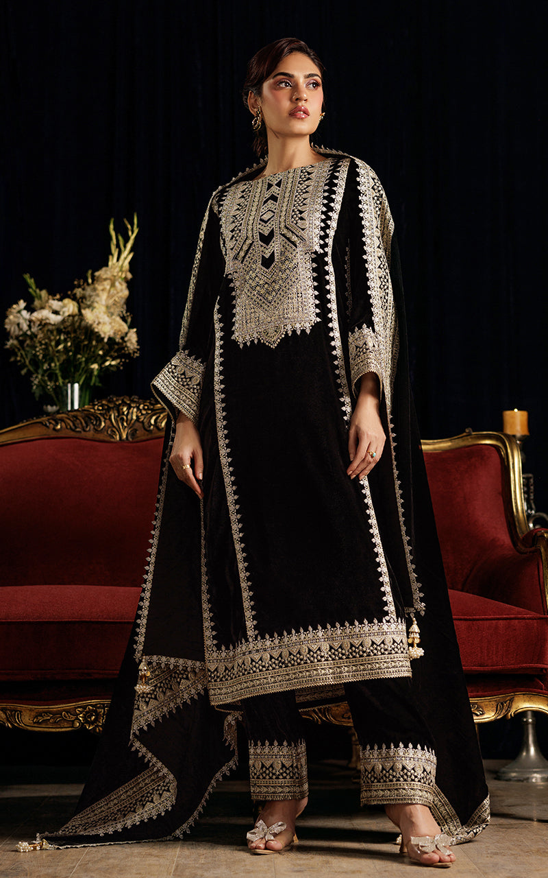 Pakistani Black Zari & Sequin Velvet 3-Piece Suit - Image 3