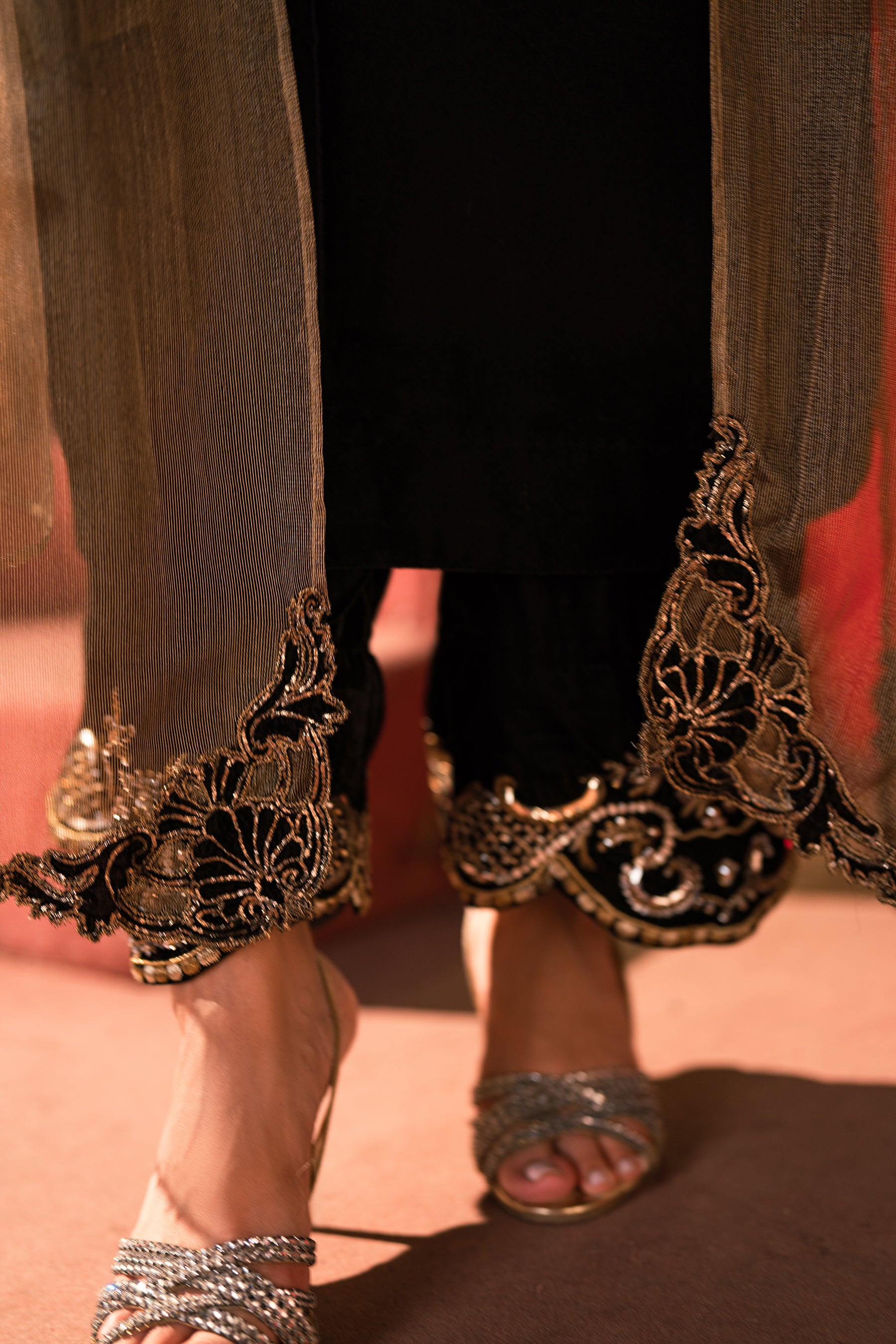 Pakistani Black Hand-Embellished Velvet Salwar Kameez (3-Piece) - Image 5