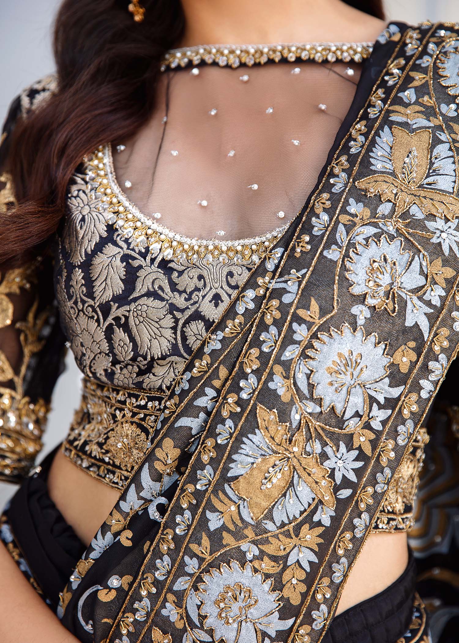 Black Gold Embellished Chiffon Saree (3-Piece) - Image 4