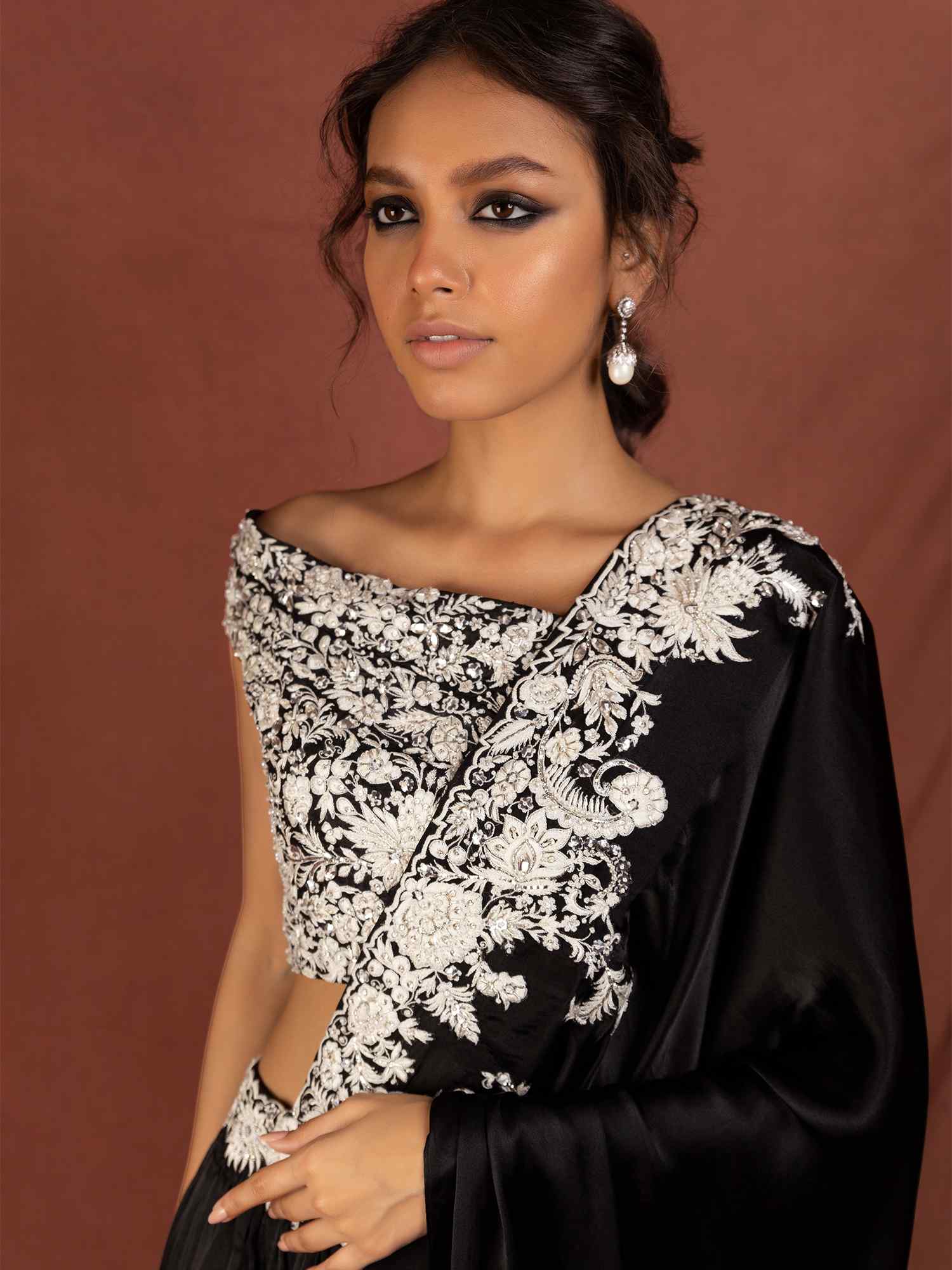 Black Embroidered Jamawar & Satin Chamois Saree (2-Piece) - Image 2