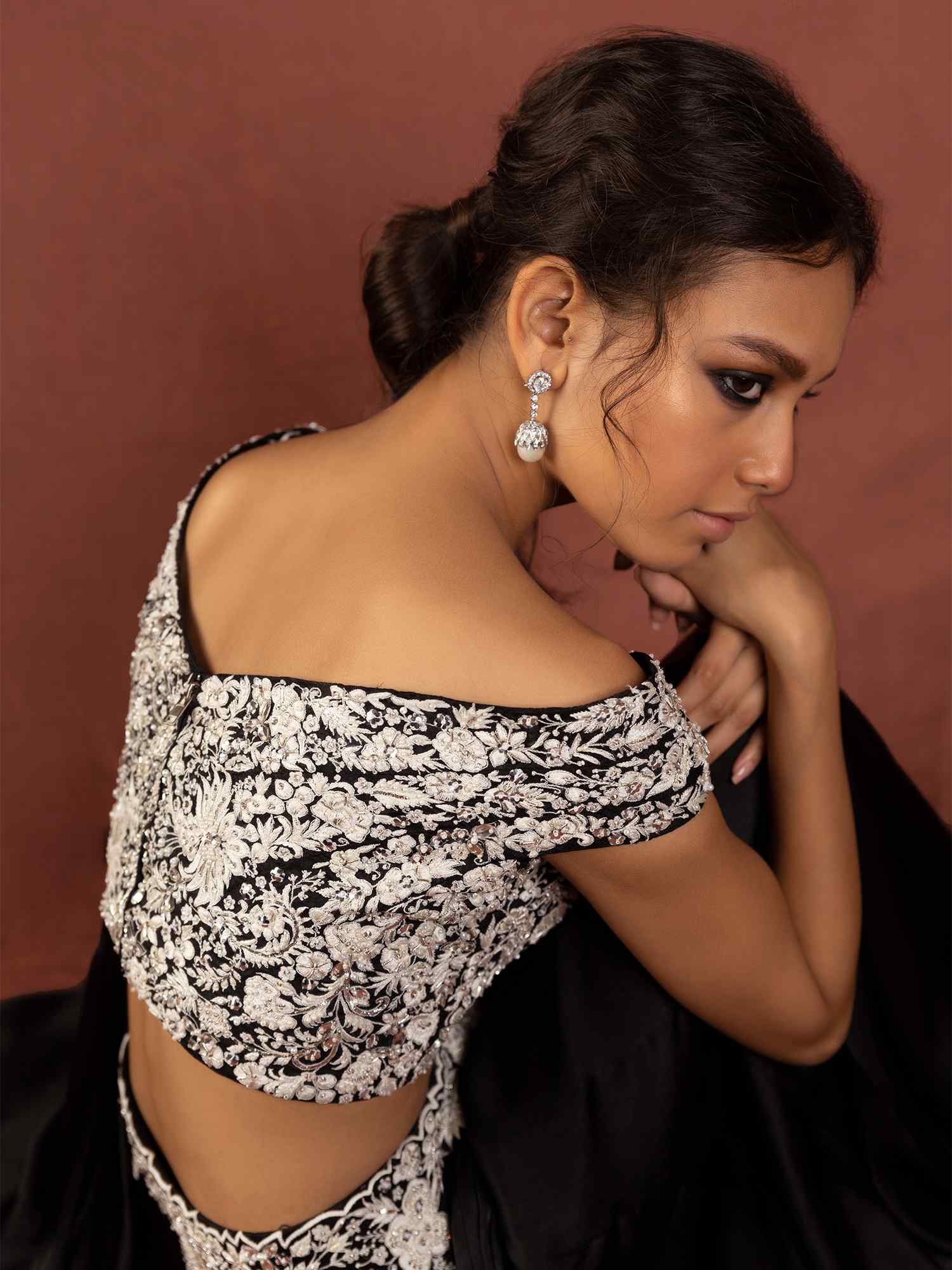 Black Embroidered Jamawar & Satin Chamois Saree (2-Piece) - Image 3