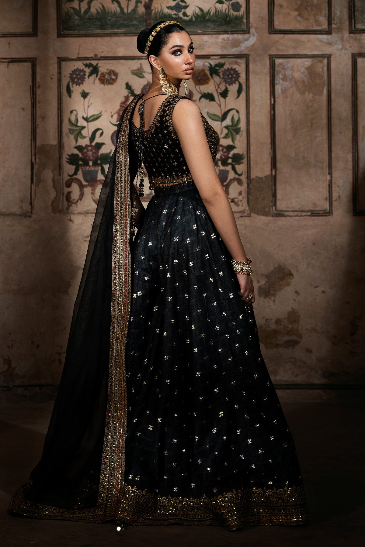 Pakistani Black Embellished Organza & Jamawar Sharara (3-Piece) - Image 2