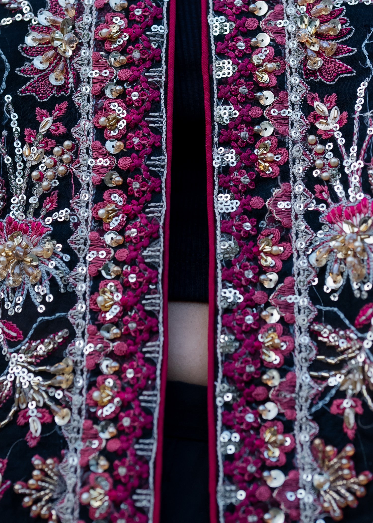 Pakistani Black Embroidered Organza Sharara Set (2-Piece) - Image 4