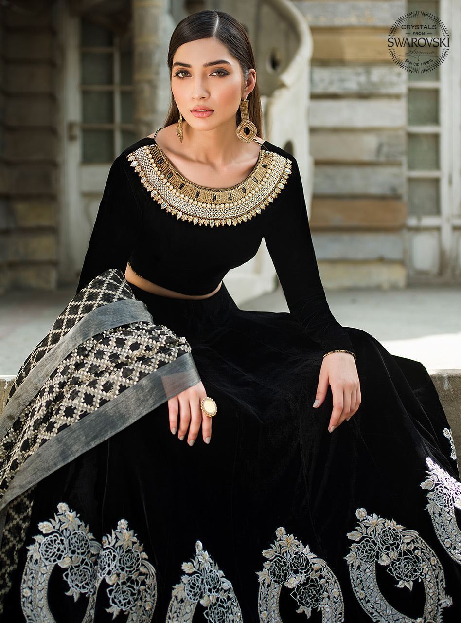 Black Embellished Velvet Choli Sharara (3-Piece) - Image 3