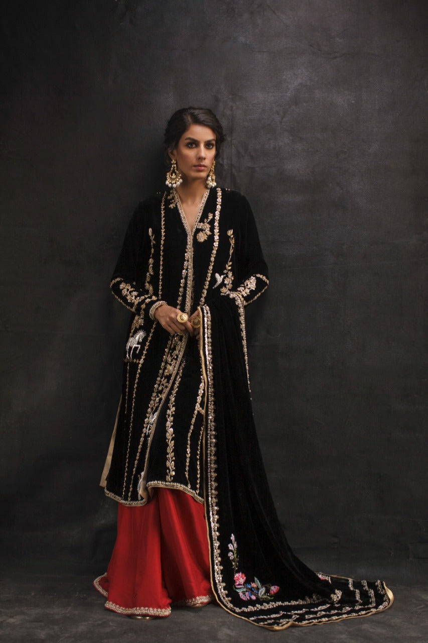 Black Zardozi Velvet & Silk Sharara (3-Piece) - Image 4