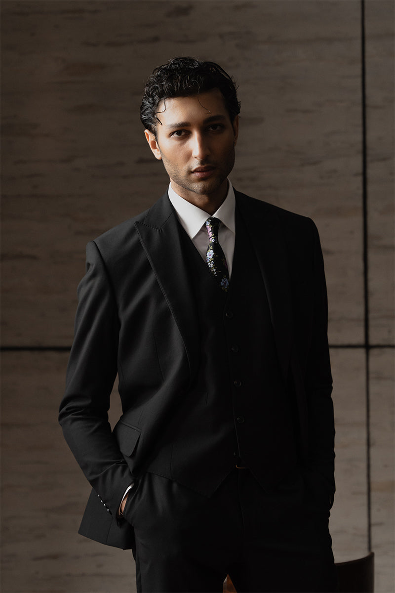 Charcoal Black Tropical Italian Fabric 3-Piece Suit - Image 4