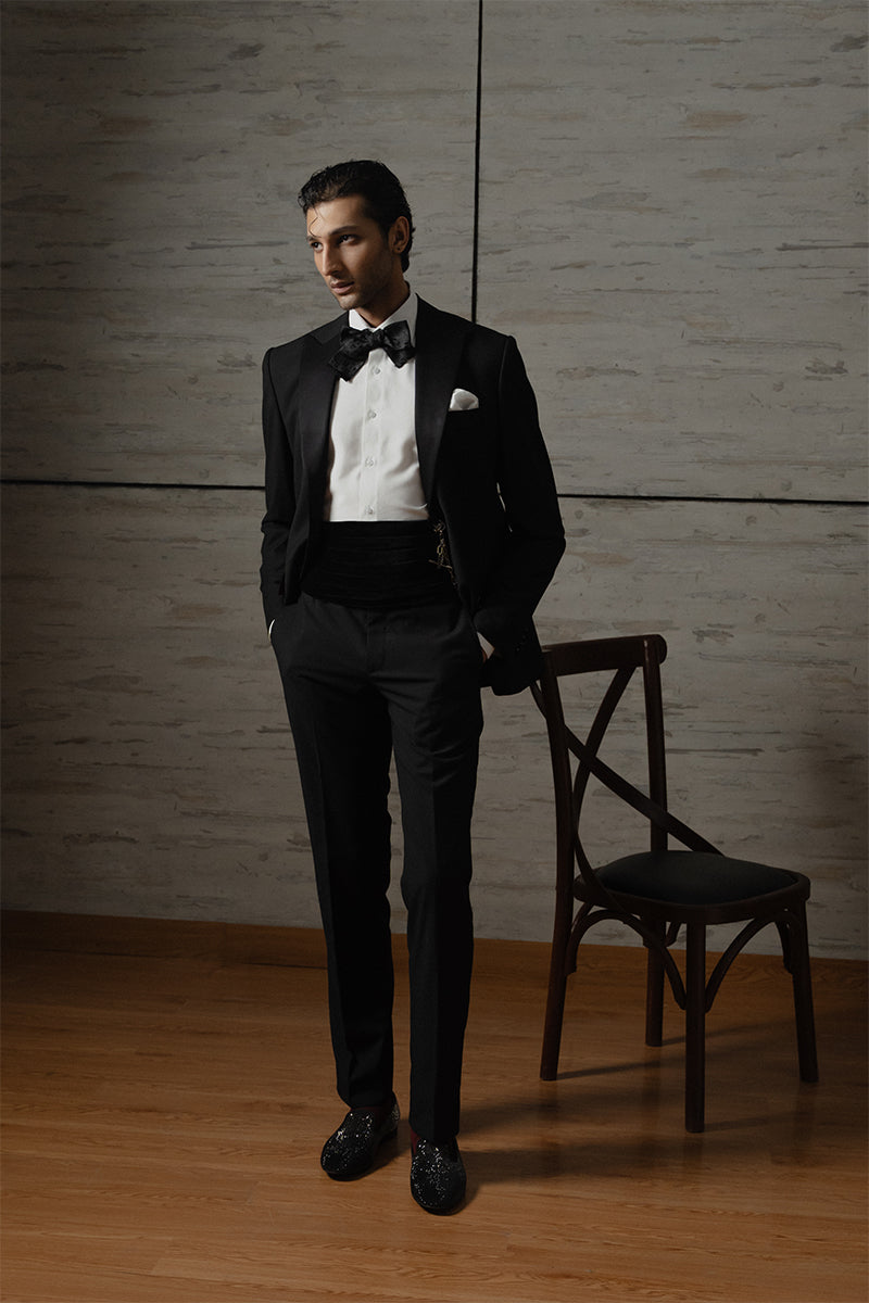 Midnight Black Twill Peak Lapel Tuxedo (3-Piece) - Image 1