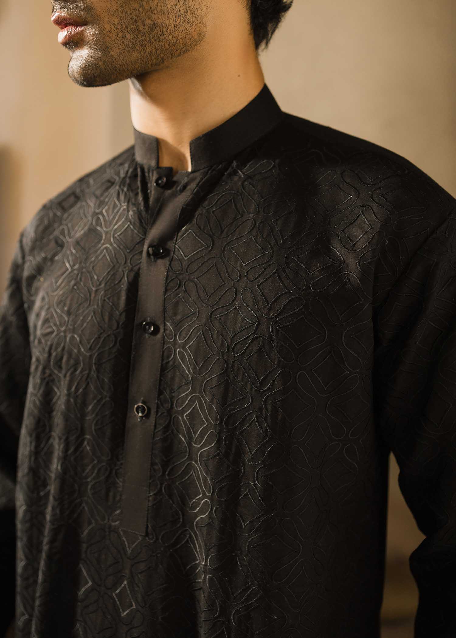 Black Embroidered Cambric Cotton Waistcoat Kurta (2-Piece) - Image 2