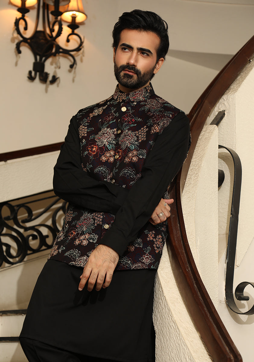 Black Embroidered Chiffon Waistcoat Kurta (3-Piece) - Image 2