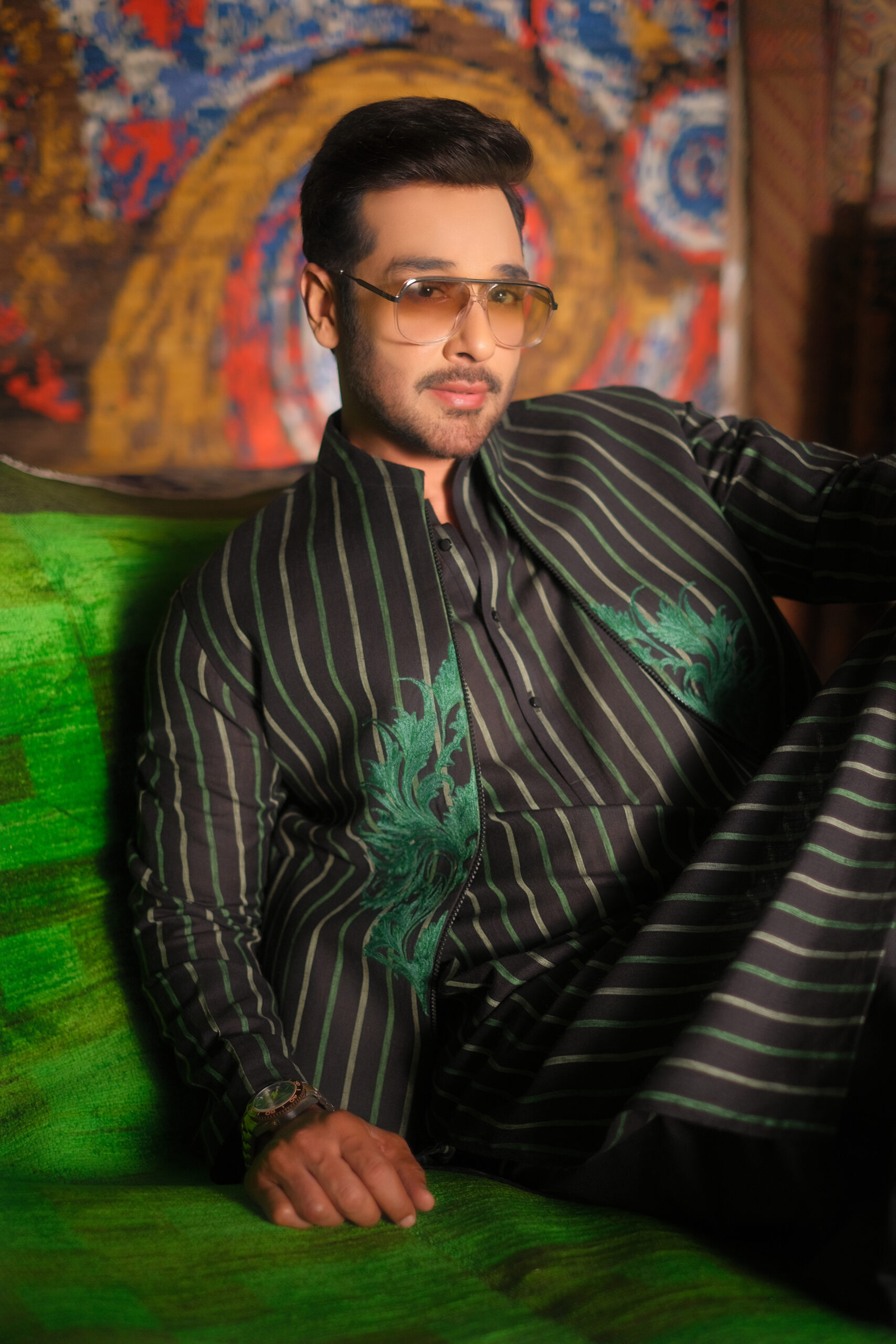 Black Green Embroidered Waistcoat Kurta Set (2-Piece) - Image 1