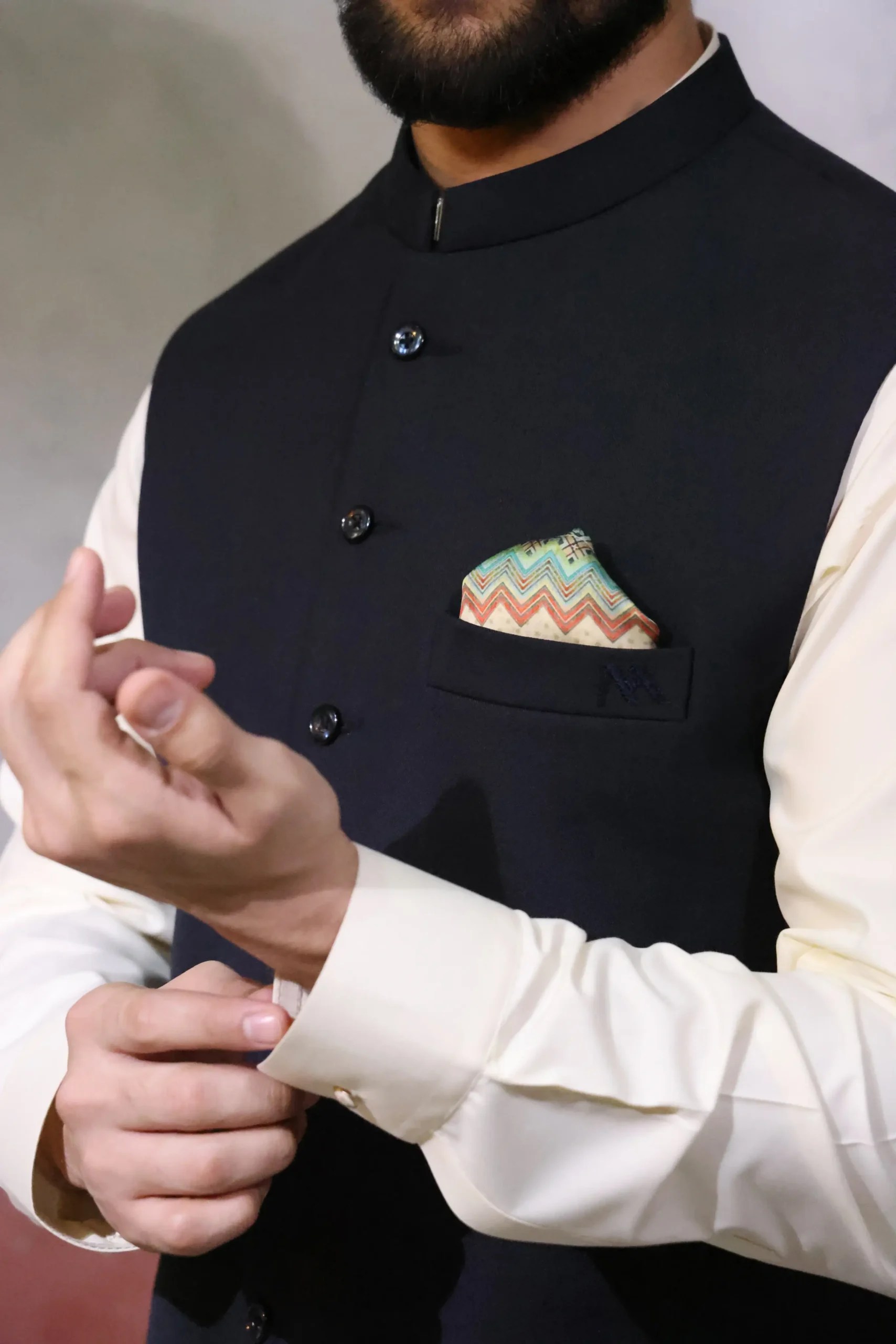 Black Waistcoat with Off-White Kurta Pajama (3-Piece) - Image 4