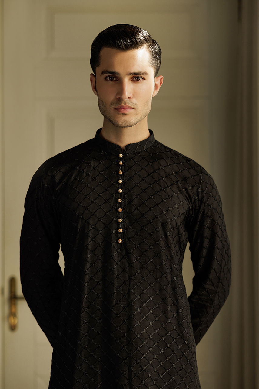 Black Embroidered Raw Silk Kurta with Pajama (3-Piece) - Image 4