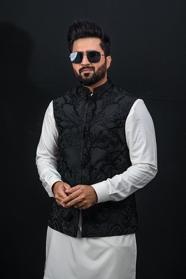 Black Self-Embossed Waistcoat Kurta (3-Piece) - Image 3