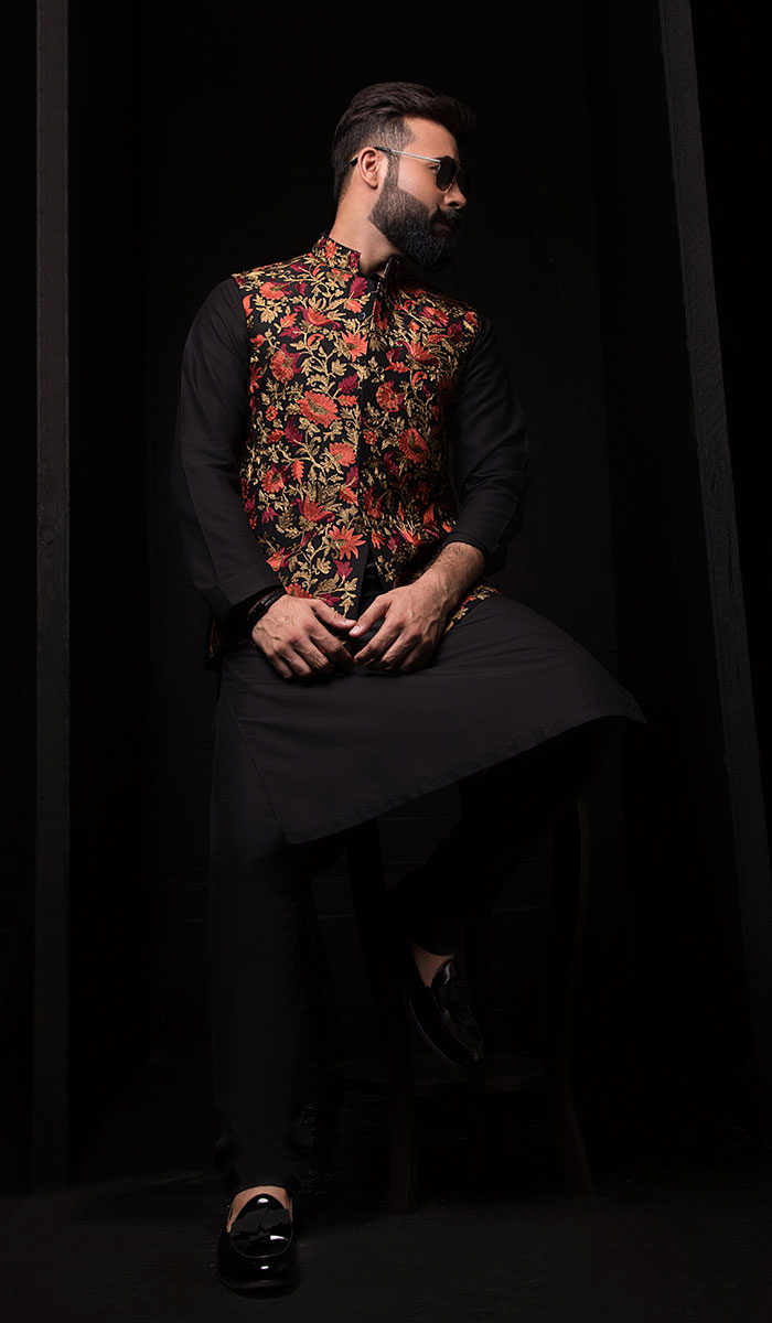 Black Embroidered Silk-Blend Waistcoat (3-Piece) - Image 2