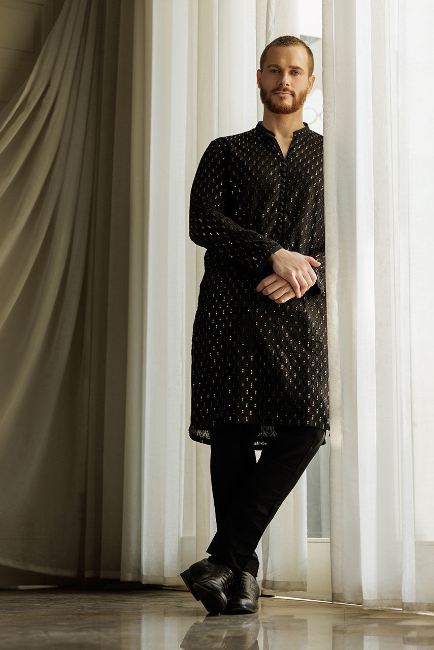 Black Sequin Embroidered Silk-Blend Kurta Pyjama (3-Piece) - Image 5
