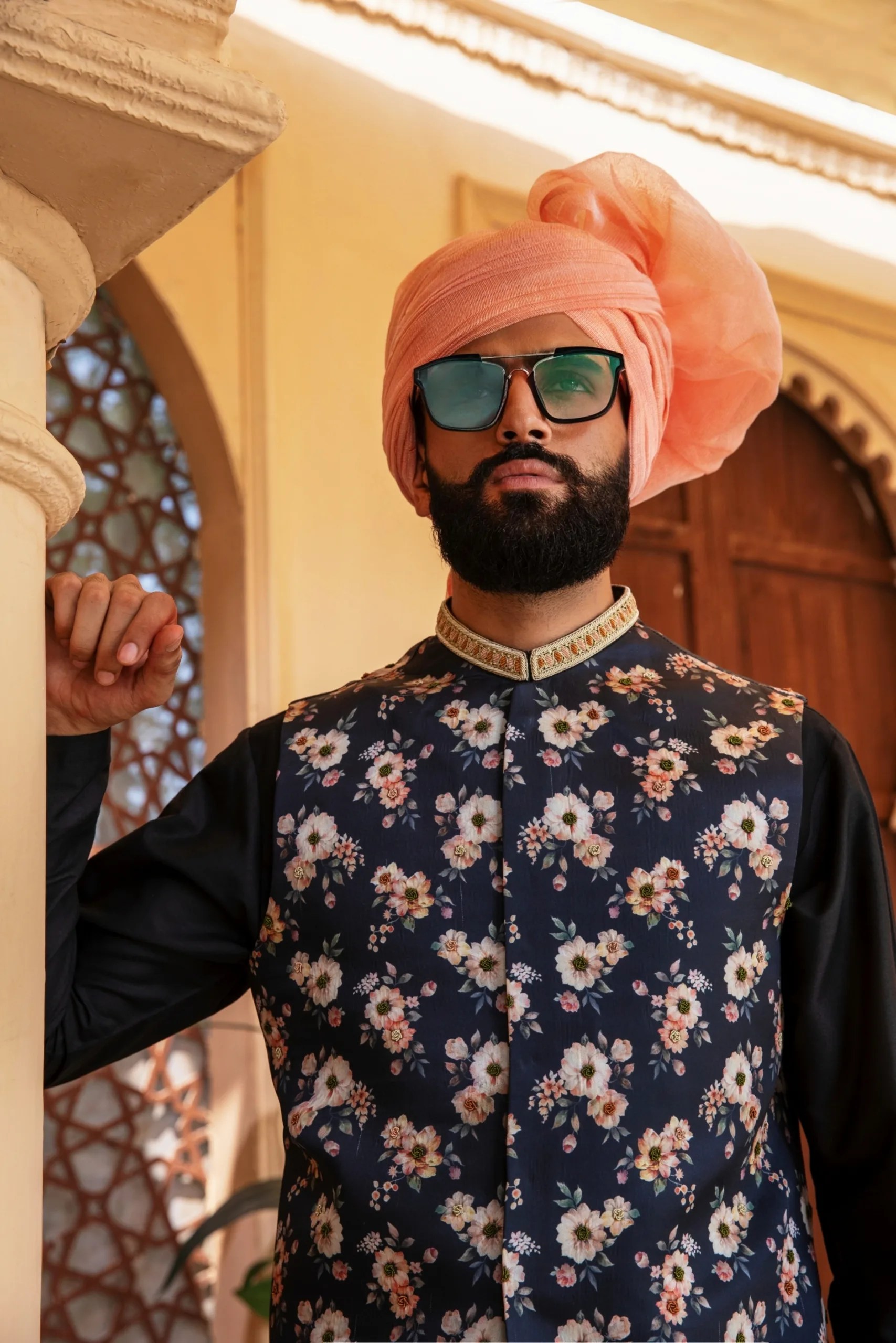 Black Floral Embroidered Silk-Blend Waistcoat (3-Piece) - Image 1