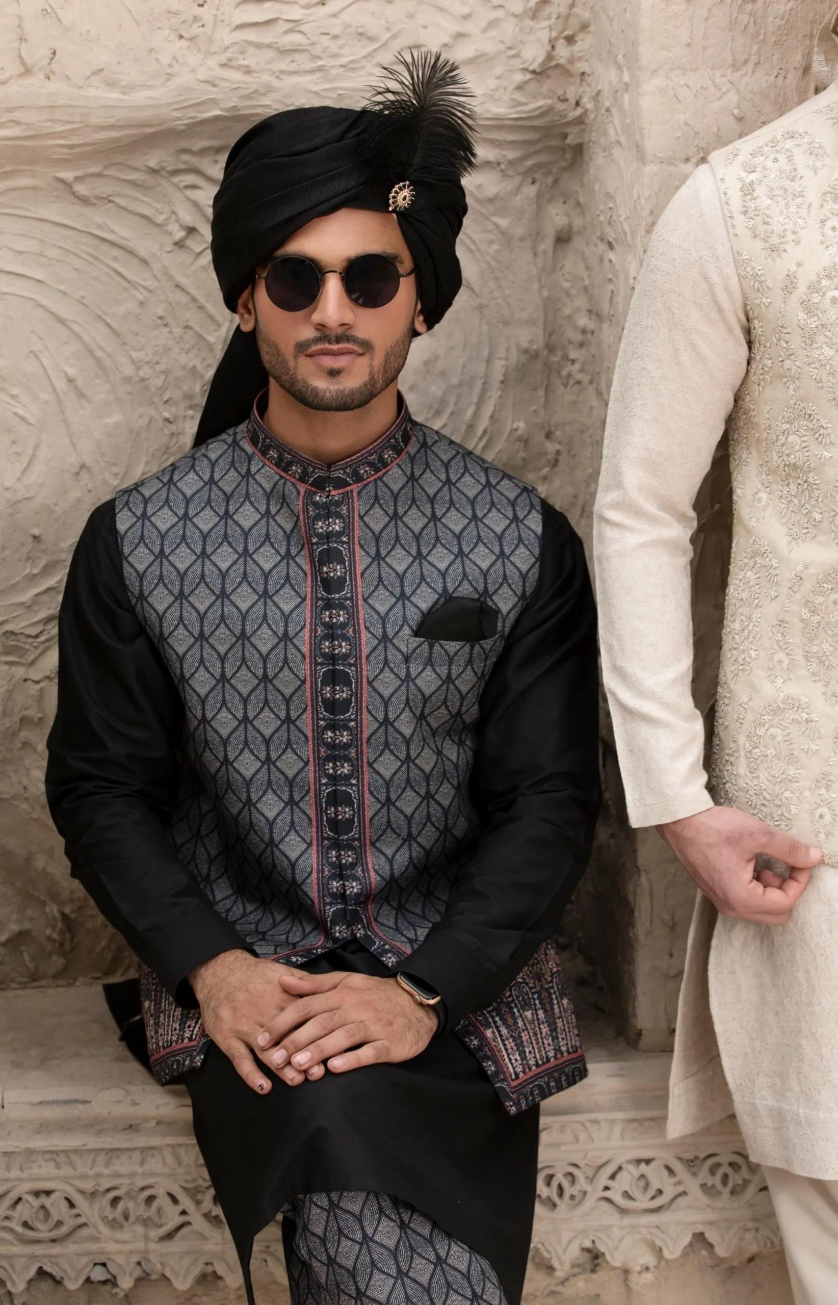 Bluish-Black Crystal Glass Embroidered Waistcoat Kurta (3-Piece) - Image 3
