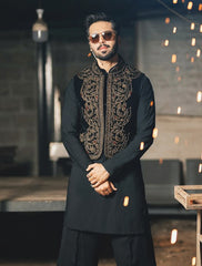 Black Embroidered Velvet Waistcoat Kurta Set (3-Piece) - Image 2