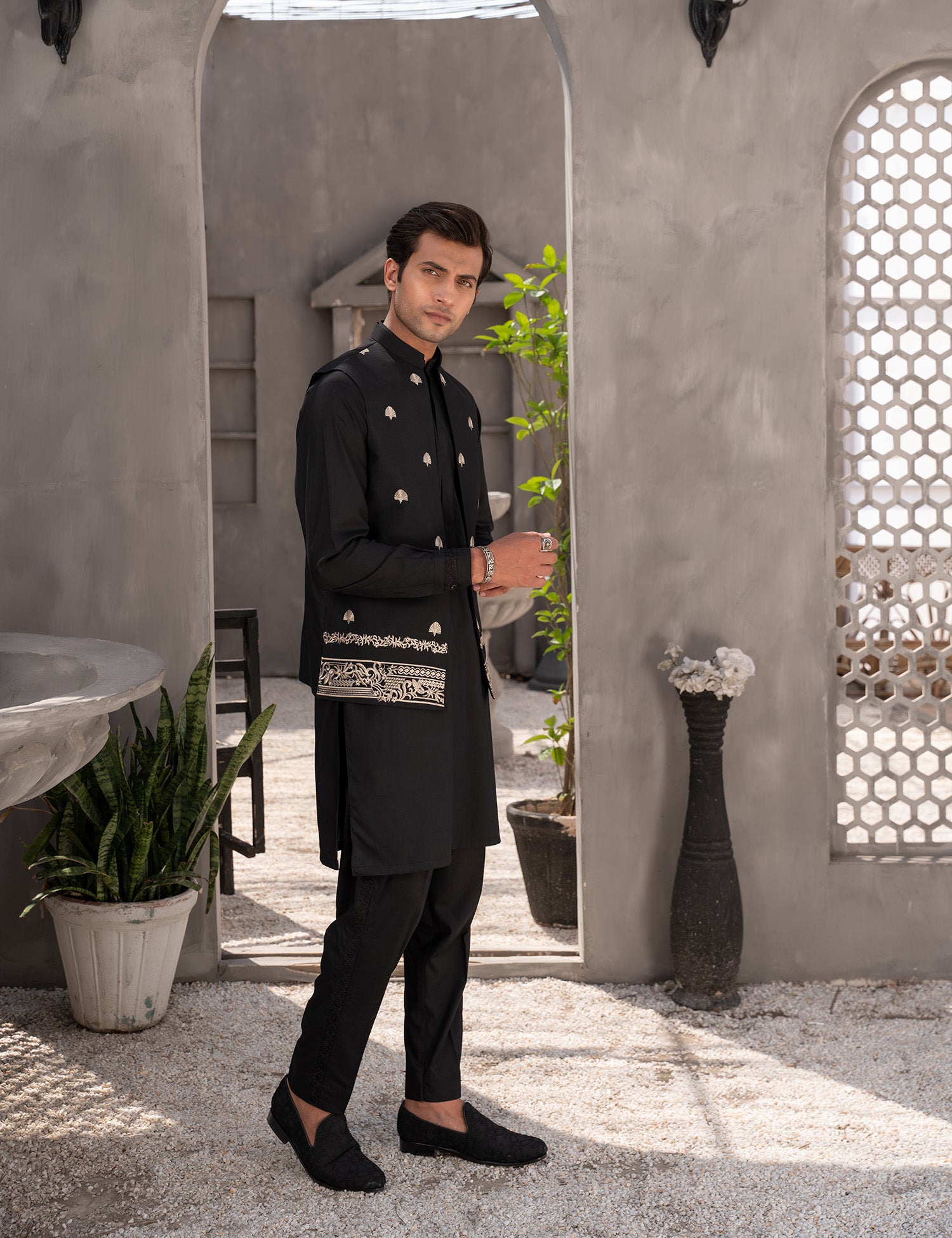 Black Embroidered Wash & Wear Waistcoat Kurta (3-Piece) - Image 3