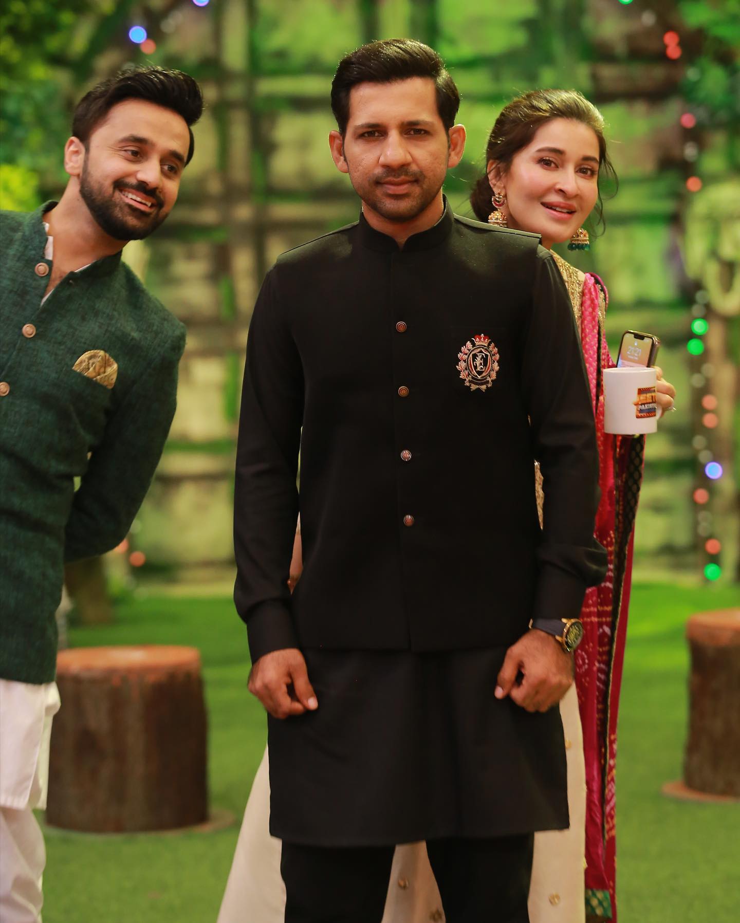 Black Embroidered European Wool Waistcoat Kurta (3-Piece) - Image 2